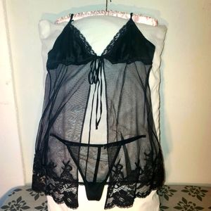 NWOT Victoria’s Secret Black Lace Tie Front Babydoll